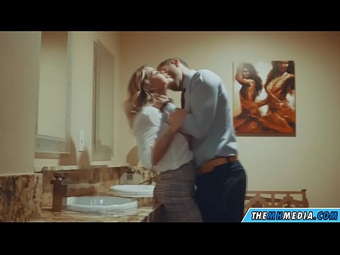 ❤️ Quand une blonde plantureuse vous séduit dans des toilettes publiques. ️ Porno vk at us fr.dreamlandpassionjourney.ru